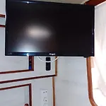 Boat Experience Úszó hotel Corralejo