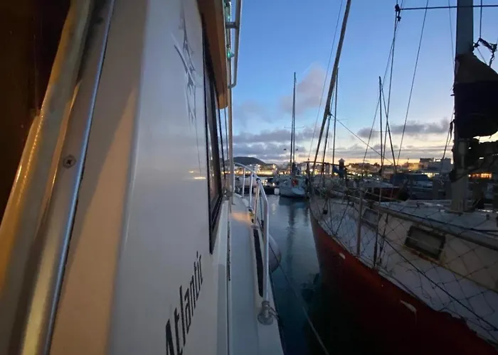 船上ホテル Boat Experience